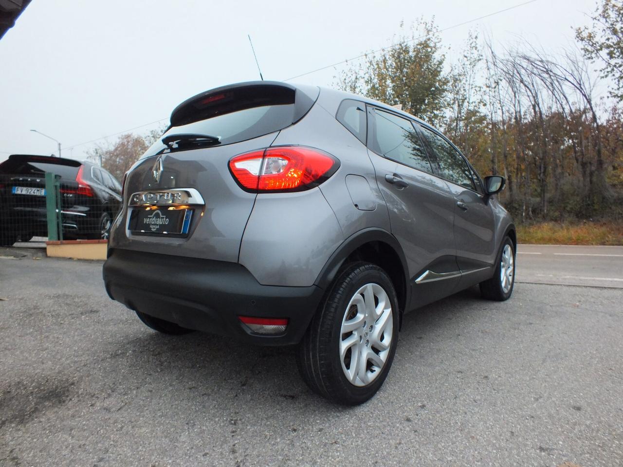 RENAULT CAPTUR 110 CV- RETROCAMERA-NAVI-