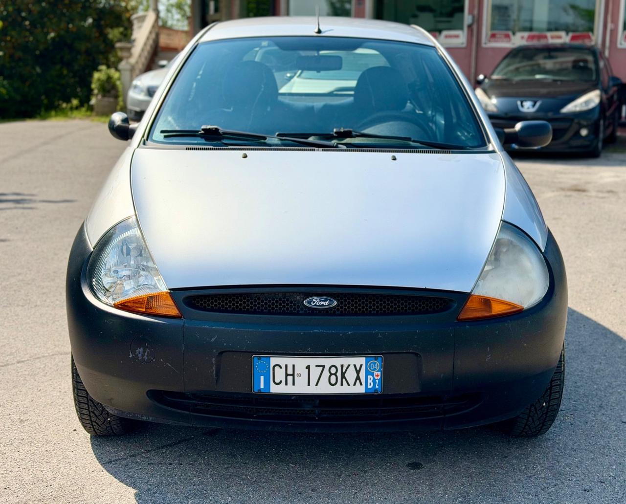 Ford Ka 2004 1.3 benzina km 140,000 ok neopatentati ! ! !