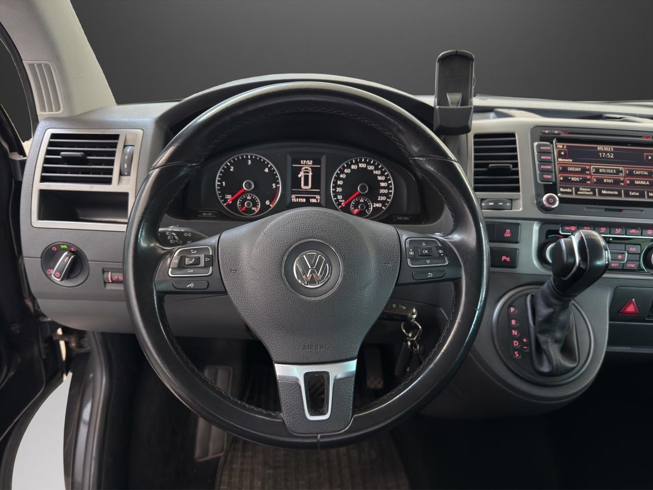 Volkswagen Transporter Caravelle 2.0 BiTDI 180CV DSG PL Comfortline