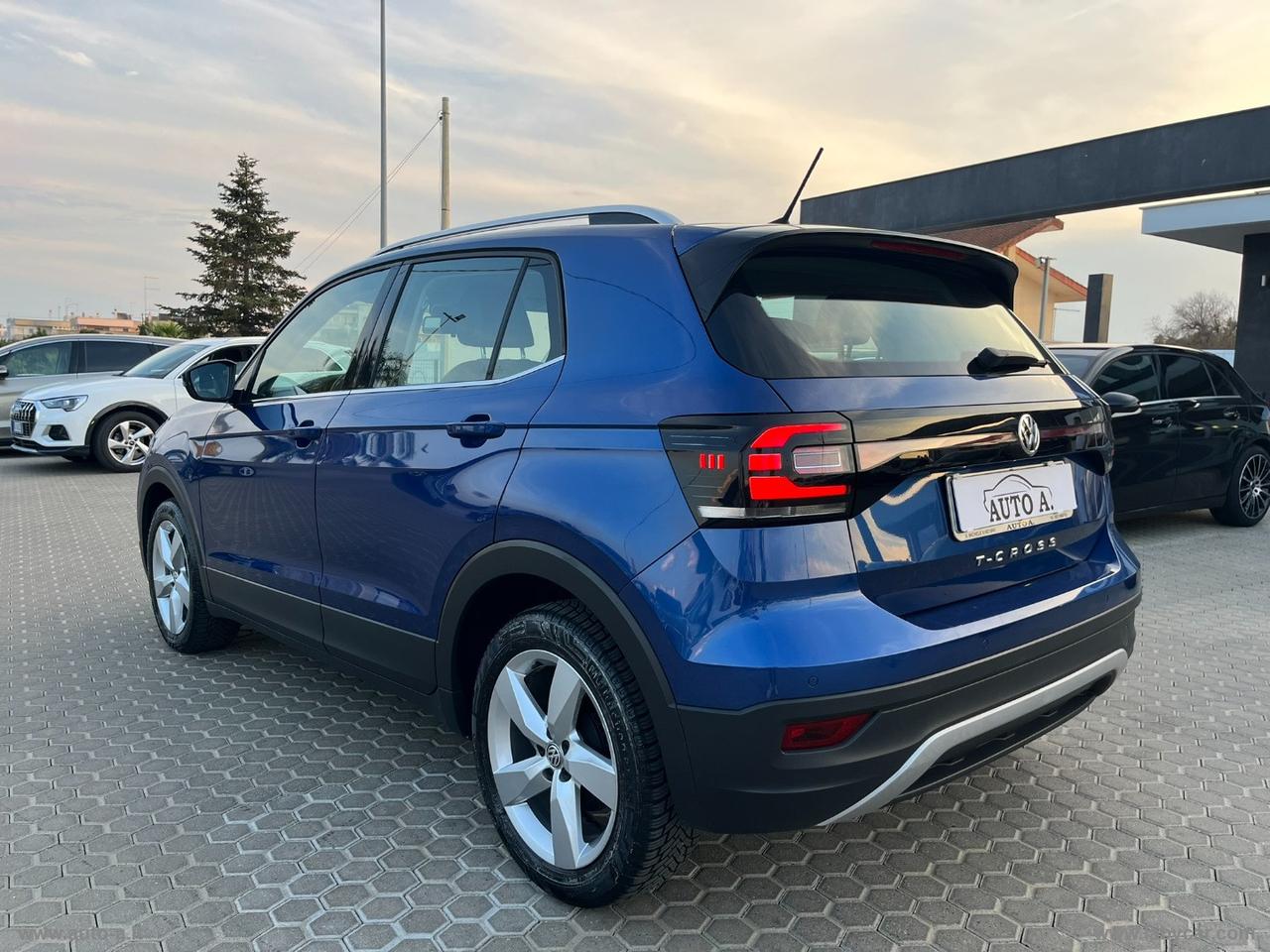 VOLKSWAGEN T-Cross 1.6 TDI DSG Advanced BMT