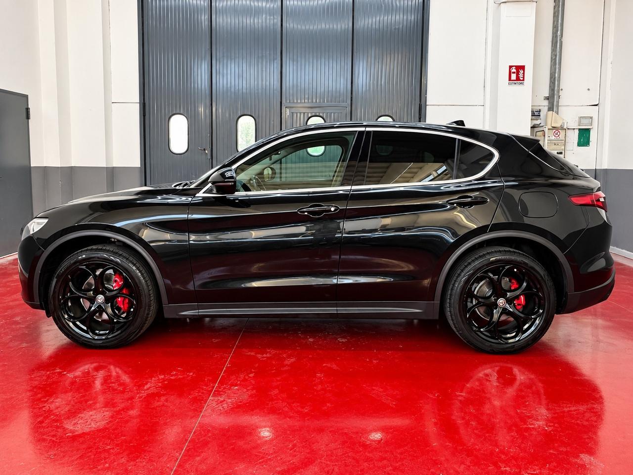 Alfa Romeo Stelvio 2.2 Turbodiesel 210 AT8 Q4 super