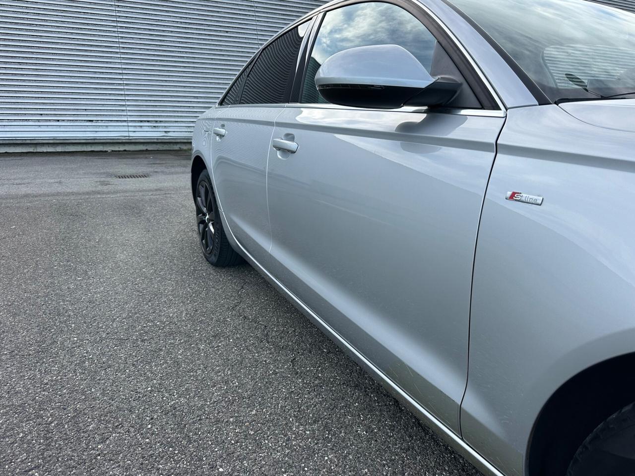 Audi A6 S-Line 2.0TDi 177Cv