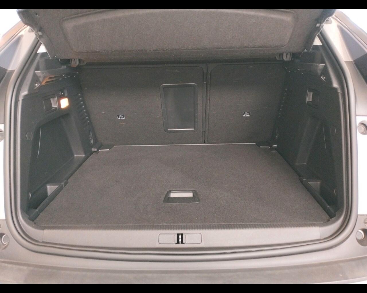 PEUGEOT 3008 2ª serie 3008 BlueHDi 130 S&S Bus...