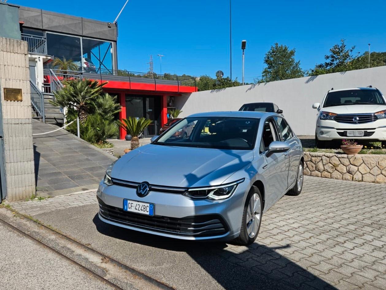 Volkswagen Golf 1.5 eTSI 130 CV EVO ACT DSG Style