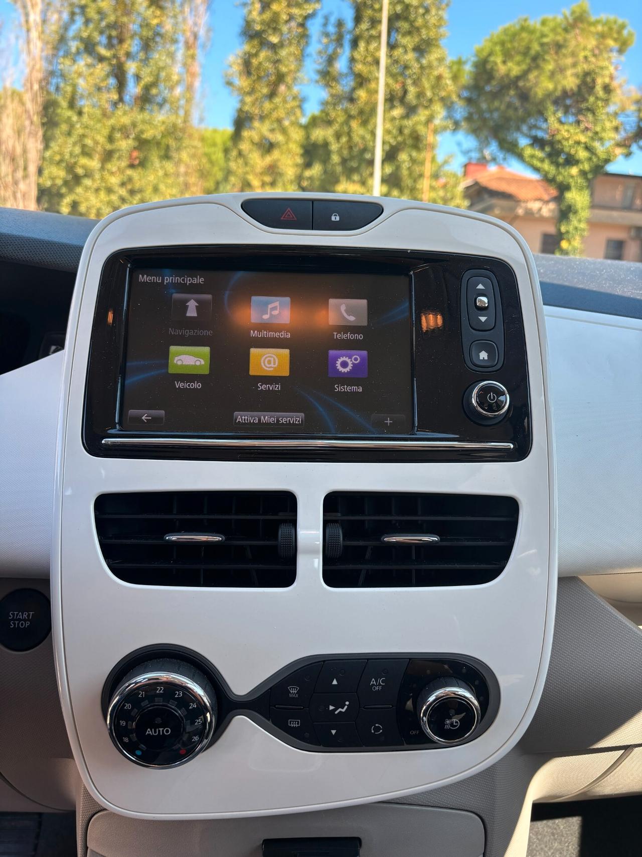 Renault ZOE Life R90 Flex NESSUN VINCOLO BATTERIE A NOLEGGIO