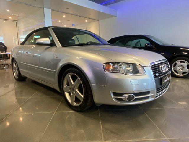 AUDI A4 Cabriolet 2.0 TDI 140CV Neopatentati