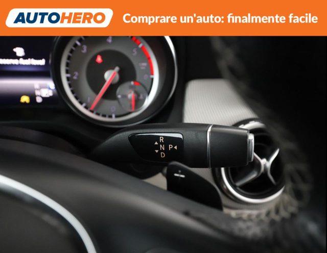 MERCEDES-BENZ GLA 200 d Automatic Sport