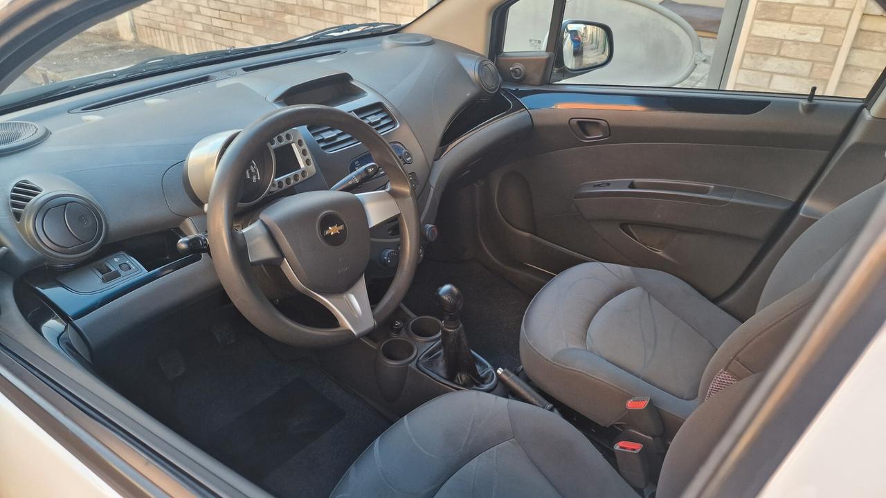 Chevrolet Spark 1.0