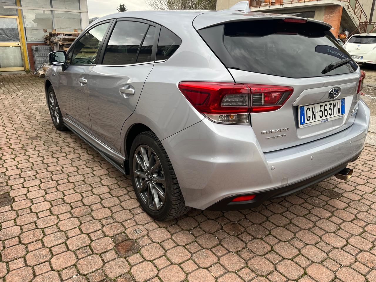Subaru Impreza 2.0i Lineartronic MHEV Premium