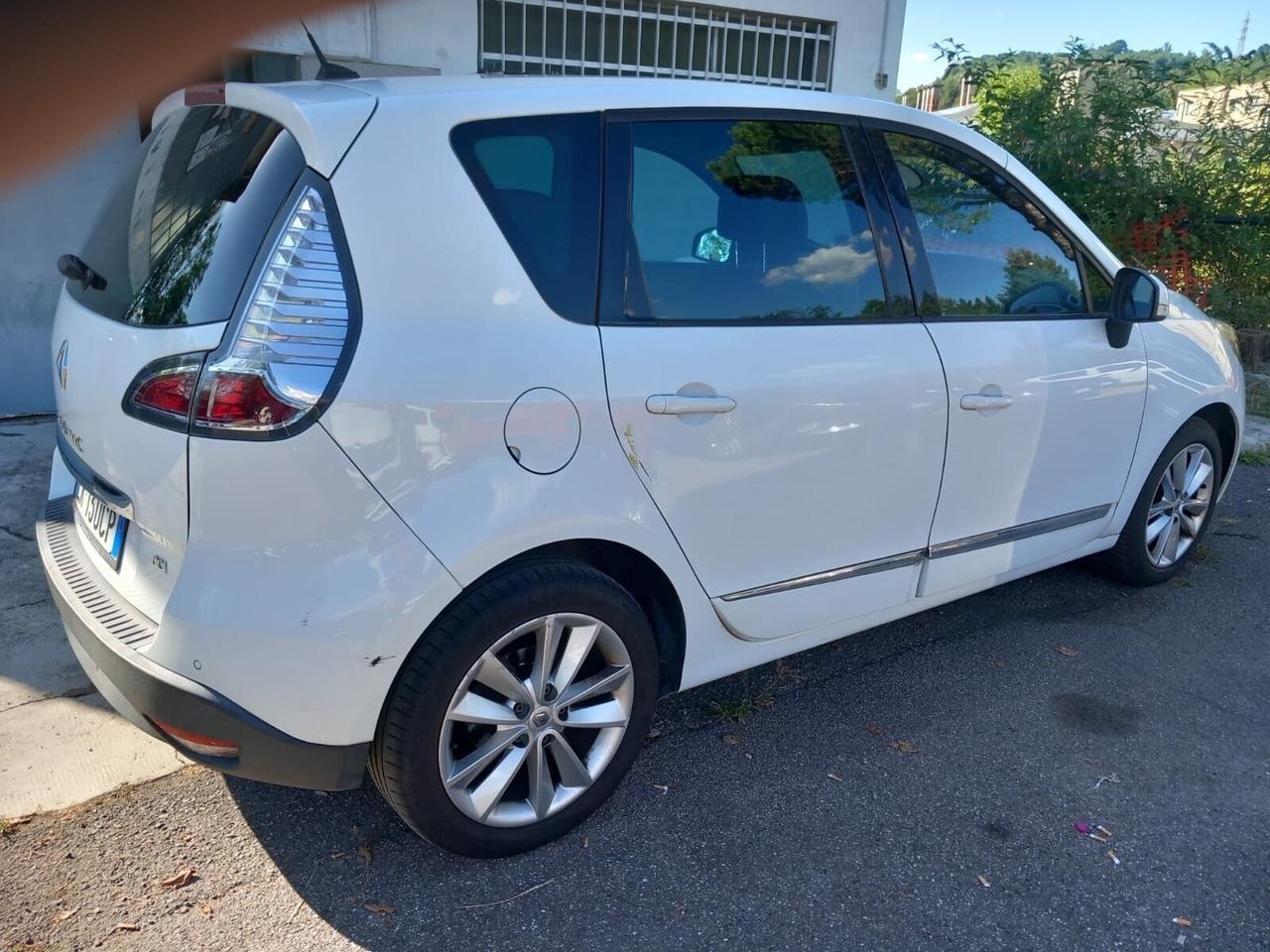 Renault Scenic Scénic XMod 1.5 dCi 110CV S&S Bose
