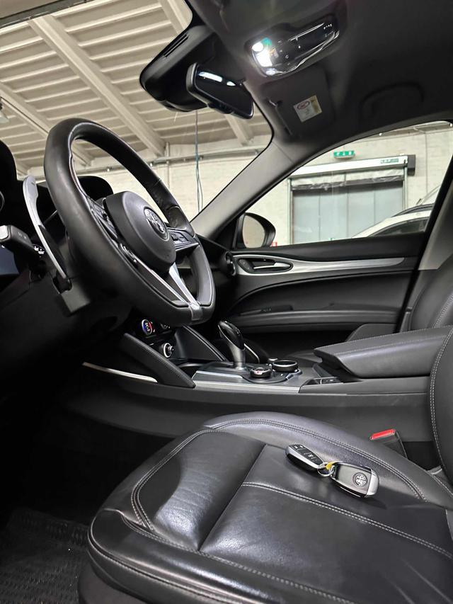 ALFA ROMEO Stelvio 2.0 Turbo 200 CV AT8 Q4 Super