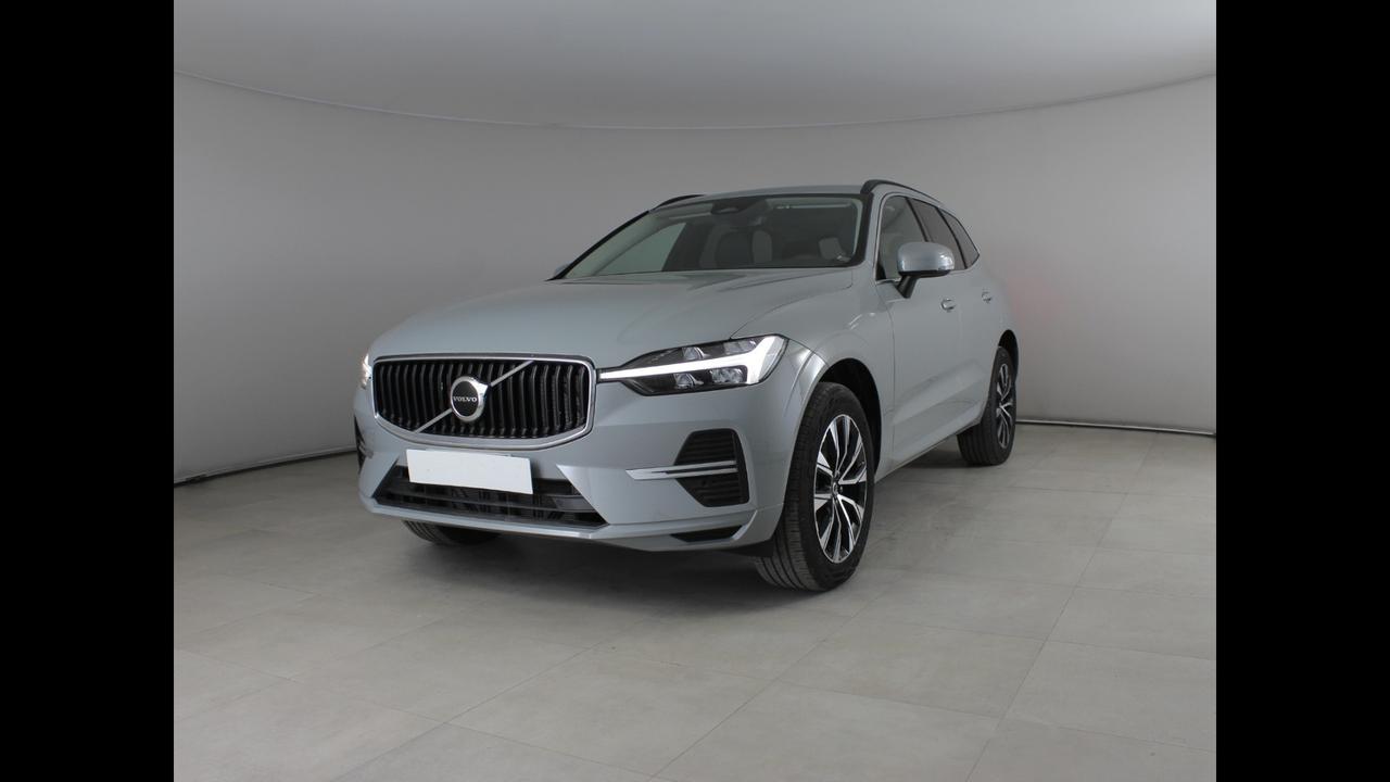VOLVO XC60 CORE B4 AUT N1