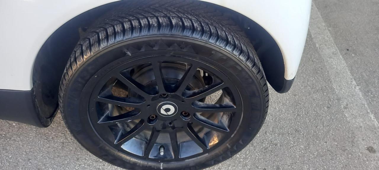 Smart ForTwo 1000 85 cavalli bicolore con tetto panoramico