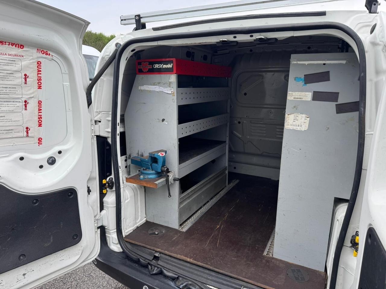 Fiat Fiorino 1.3 MJT 95CV Cargo