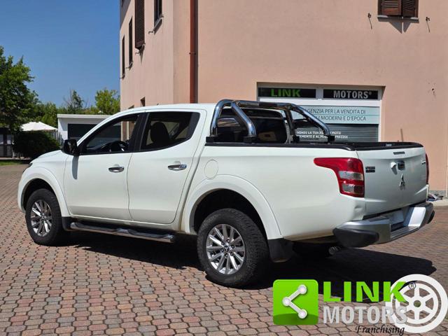 MITSUBISHI L200 2.4 DI-D/154CV Double Cab Intense NO IVA