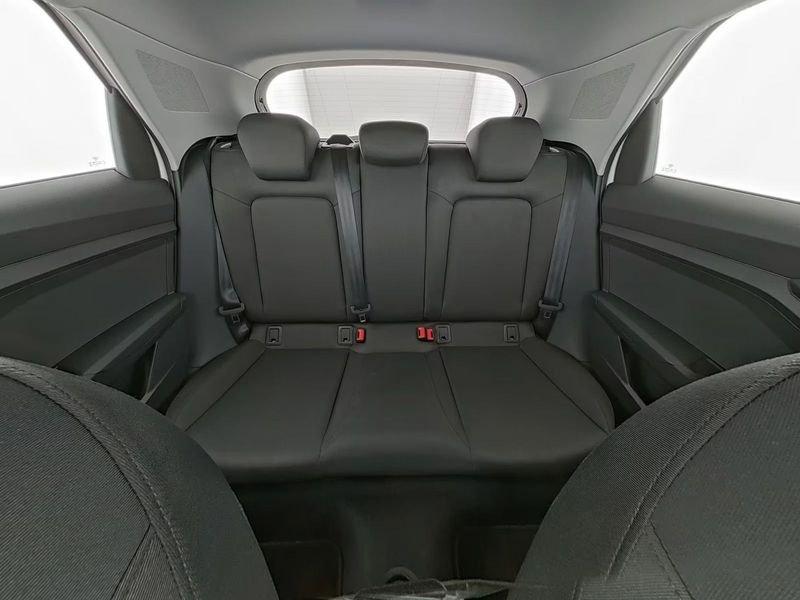 Audi A1 Sportback 25 TFSI Cockpit Cruise Control Smartphone interface
