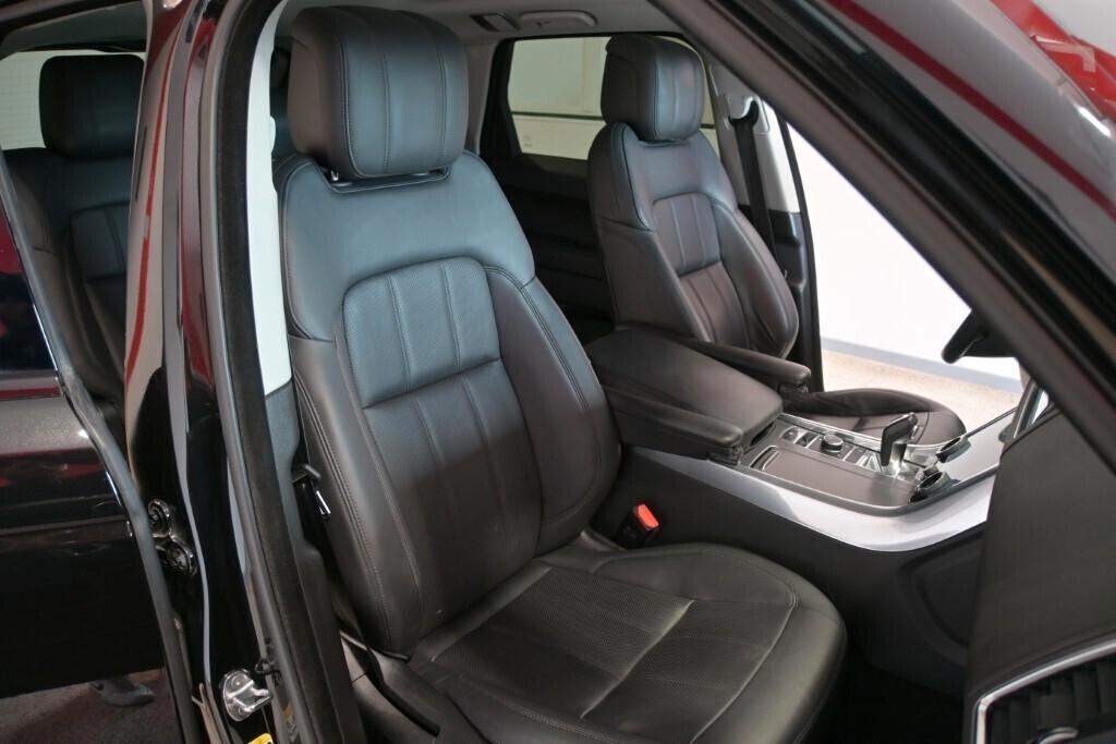 LAND ROVER RANGE ROVER SPORT 3.0D L6 249CV AUTO AWD HSE ( FARI LED MATRIX - COCKPIT - DISPLAY CLIMA - CRUISE - PELLE - NAVI - MIRROR - PDC - TELECAMERA POST. - CERCHI 20 )