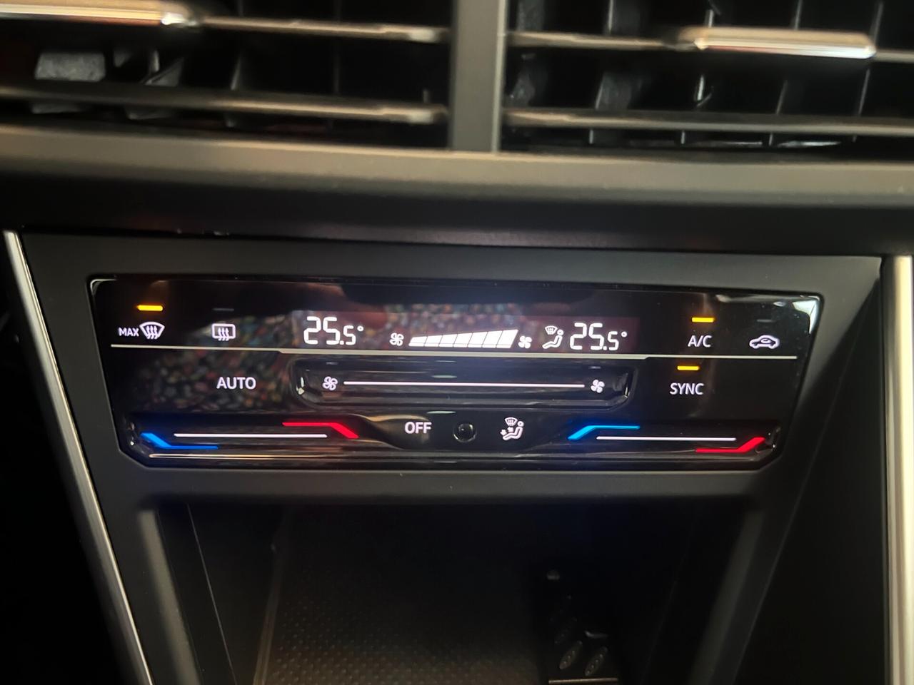 Volkswagen Polo 1.0 EVO LIFE OK NEOPATENTATI SOLO 17.193KM