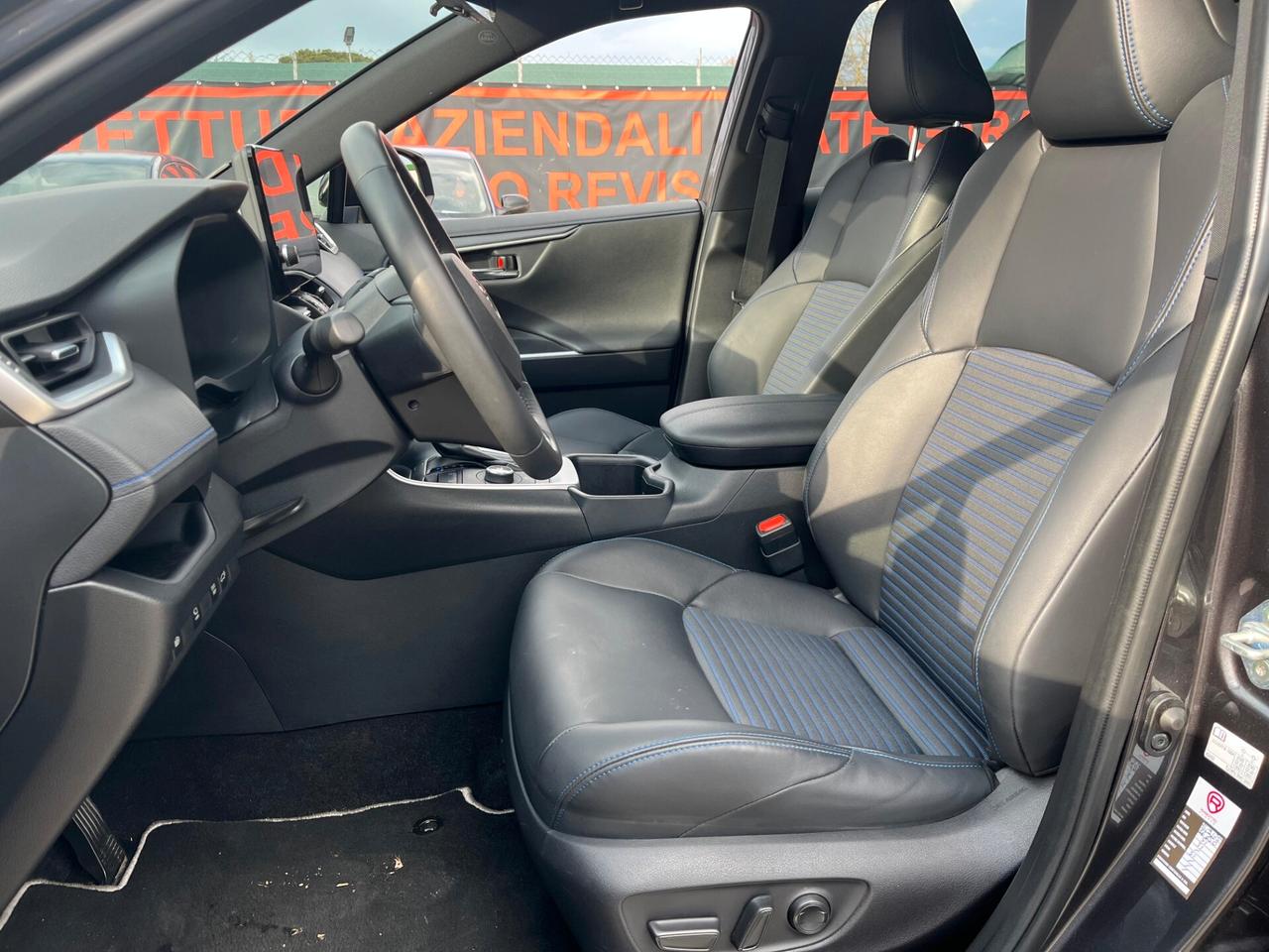 Toyota RAV 4 2,5 HV 222CV E-CVT STYLE AWD-i