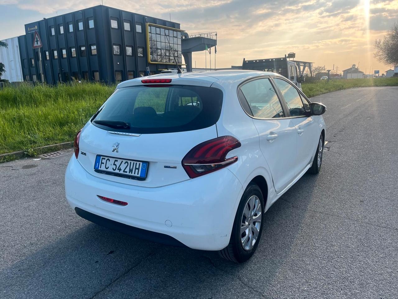Peugeot 208 PureTech 82 5 porte Active