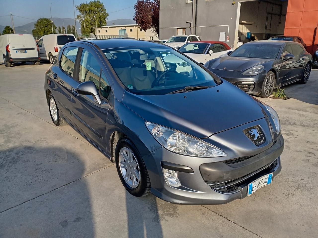 Peugeot 308 1.6 HDi 90CV 5p. Tecno impeccabile