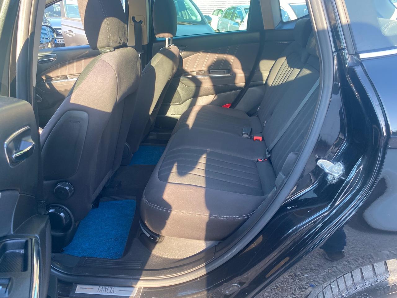 Lancia Delta 1.6 MJT DPF Platino