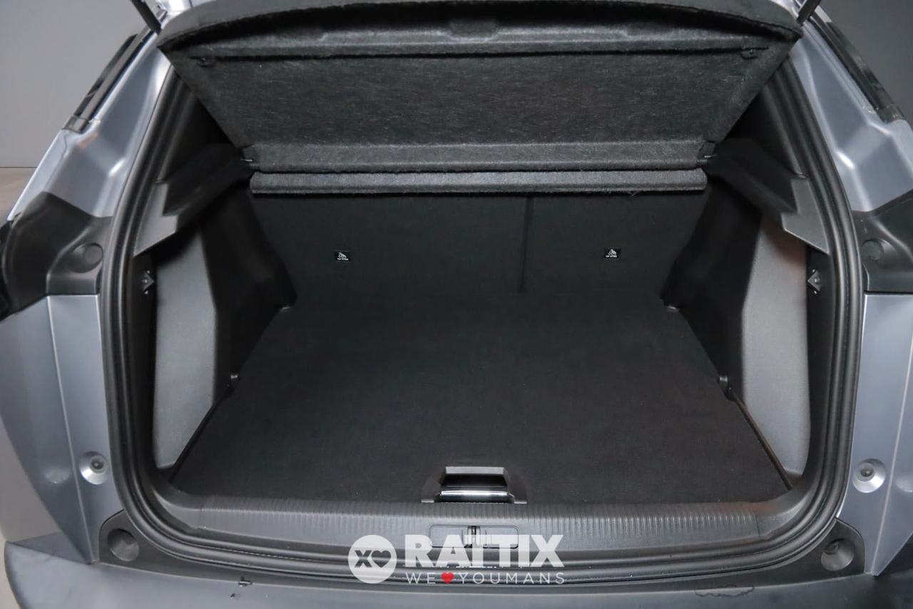 Peugeot e-2008 motore elettrico 100kW Allure Pack