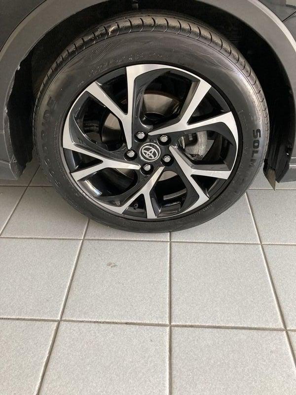 Toyota C-HR 1.8 Hybrid CVT Trend