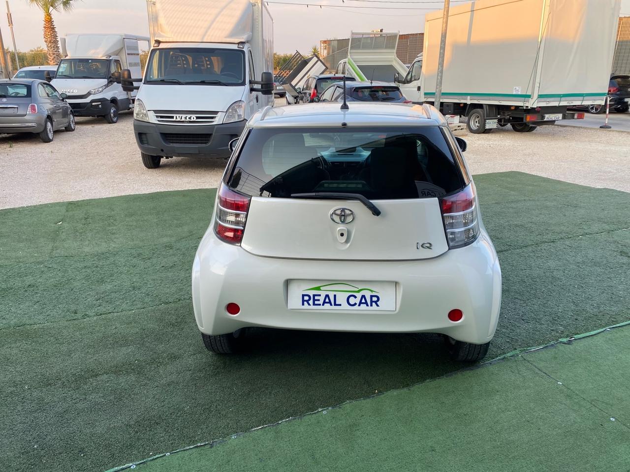 Toyota iQ Clima Benzina Neopatentati