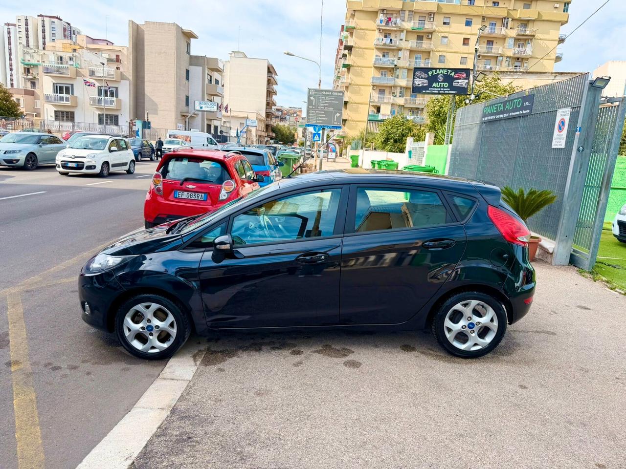 Ford Fiesta 1.4 TDCi DIESEL 70CV 5 porte - Anno 11/2012 - NEOPATENTATO