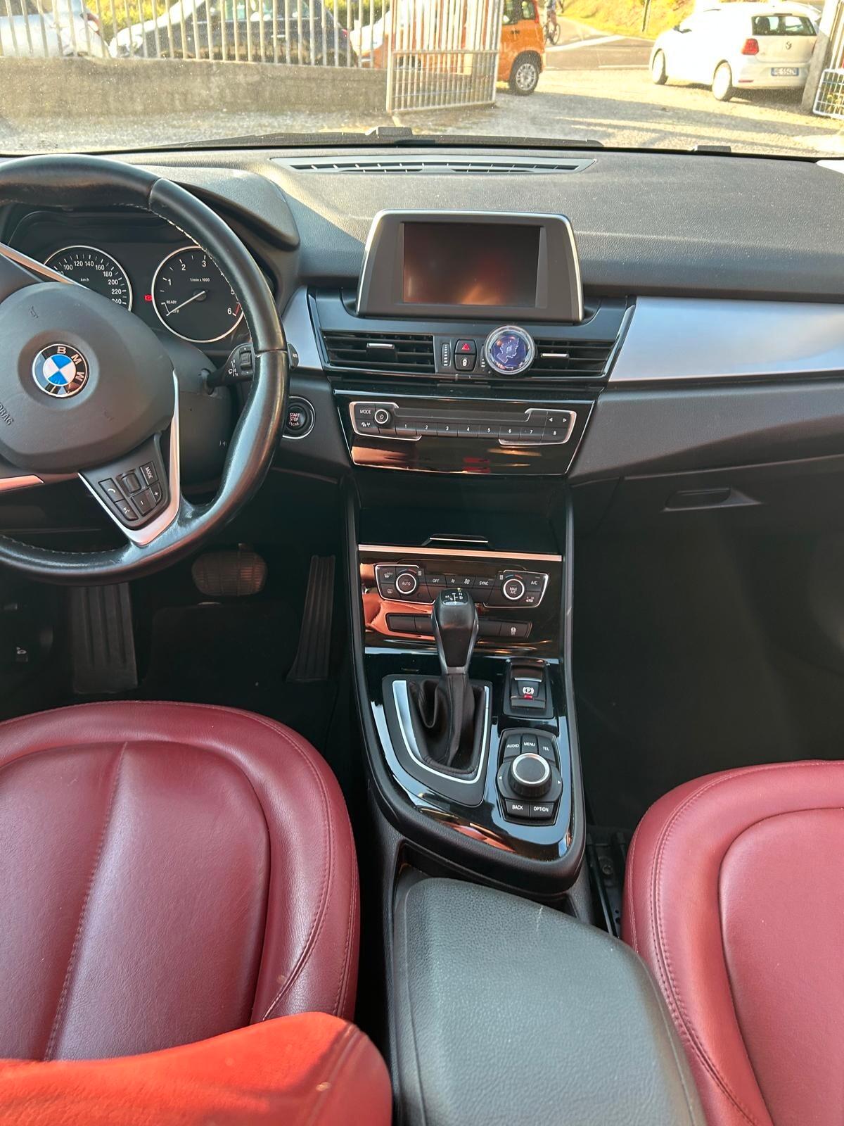 Bmw 218 218d active TOURER LUXURI Automatica