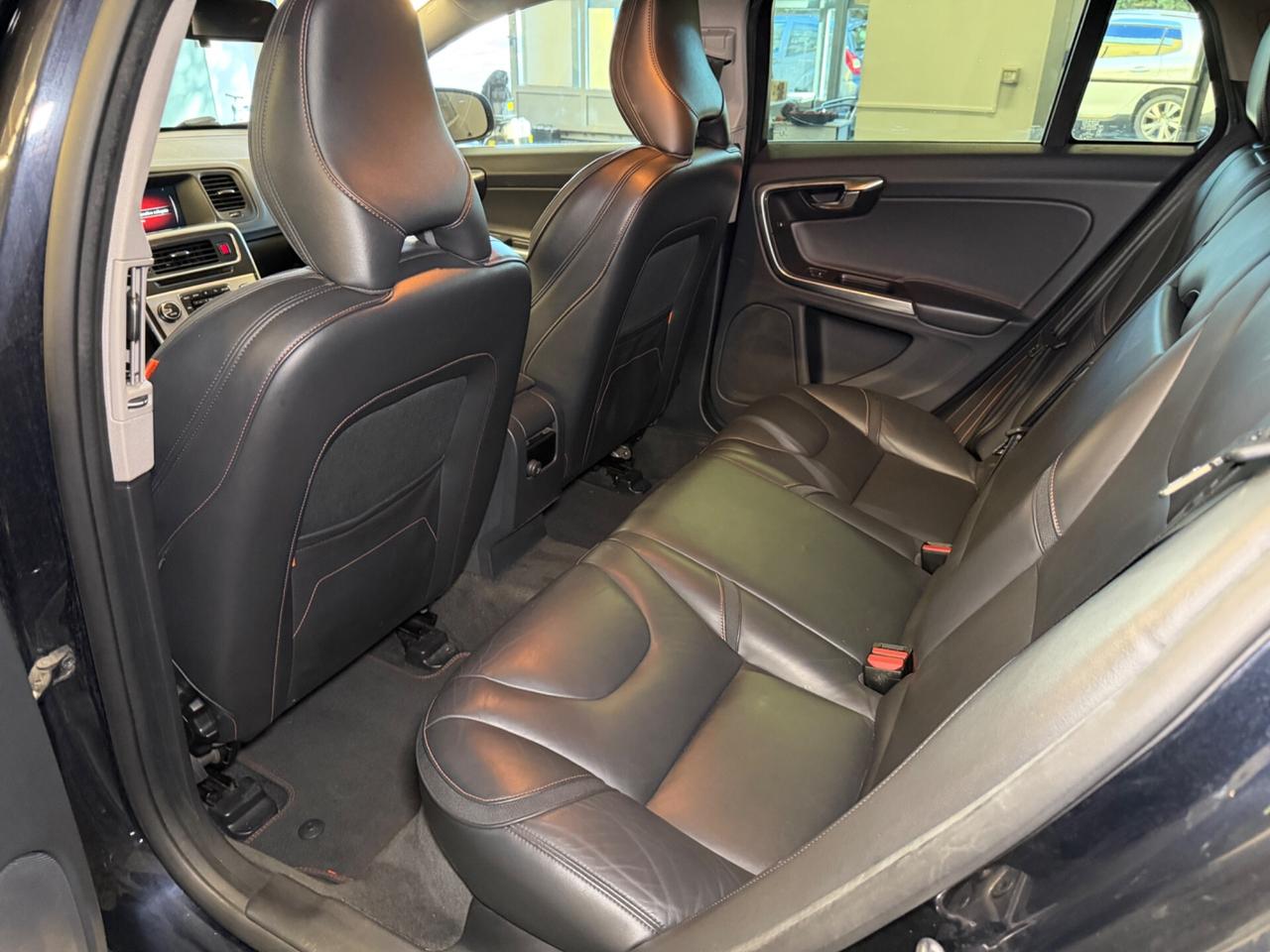 Volvo V60 D2 Geartronic Ocean Race