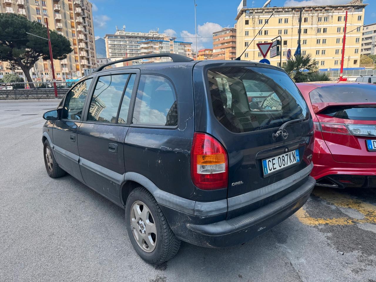 Opel Zafira 1.6 b. 7 posti