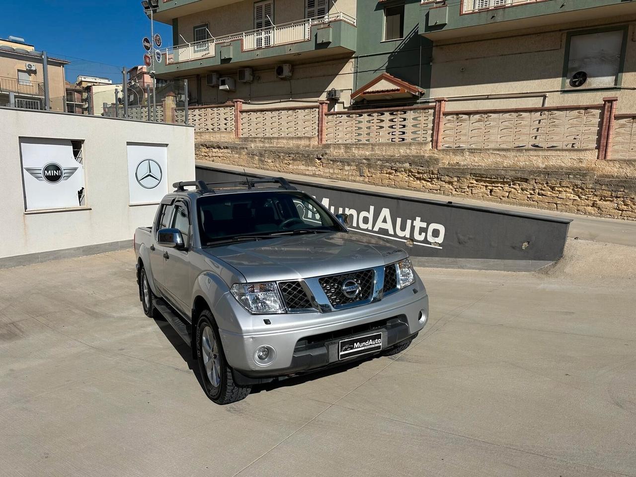 Nissan Navara 2.5 dCi 4 porte Double Cab Platinum