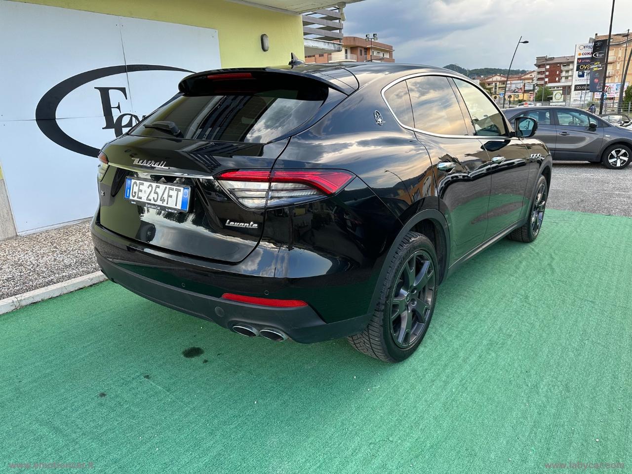 MASERATI Levante V6 Diesel AWD Gransport - 2021