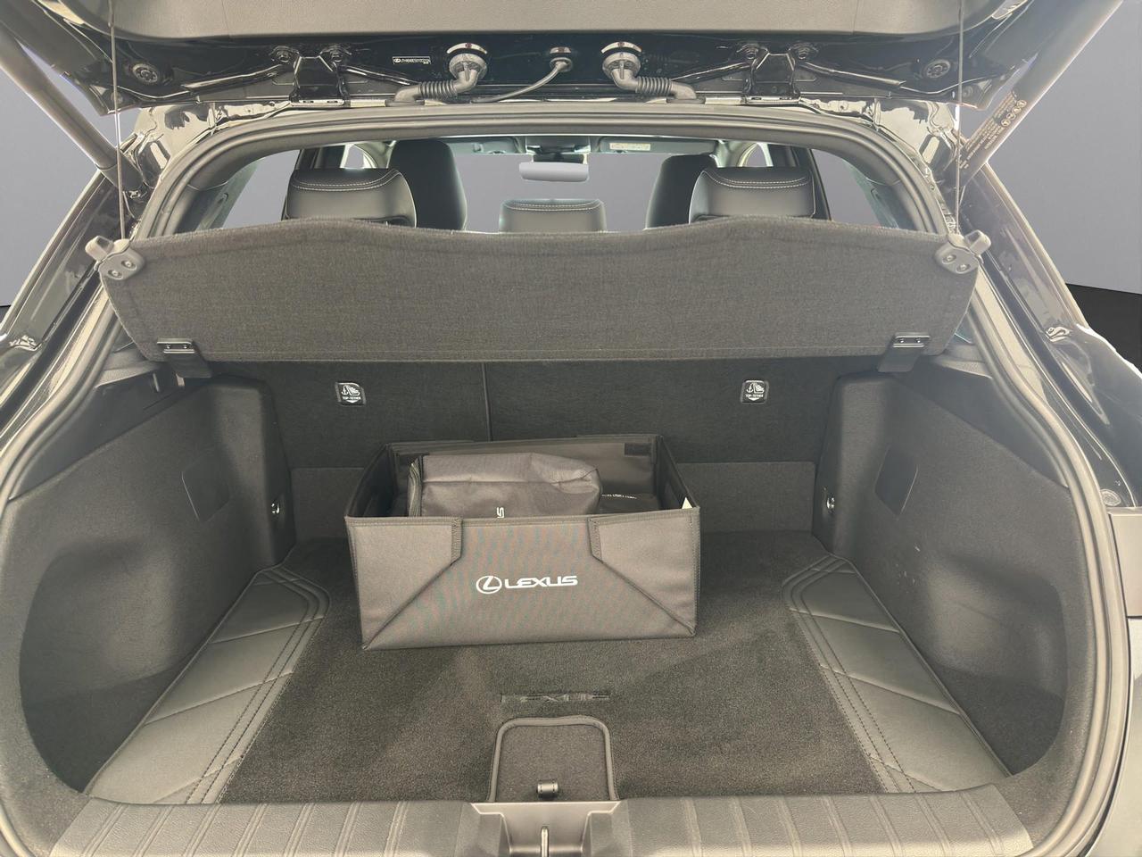 Lexus LBX 1.5 hybrid Relax 4wd