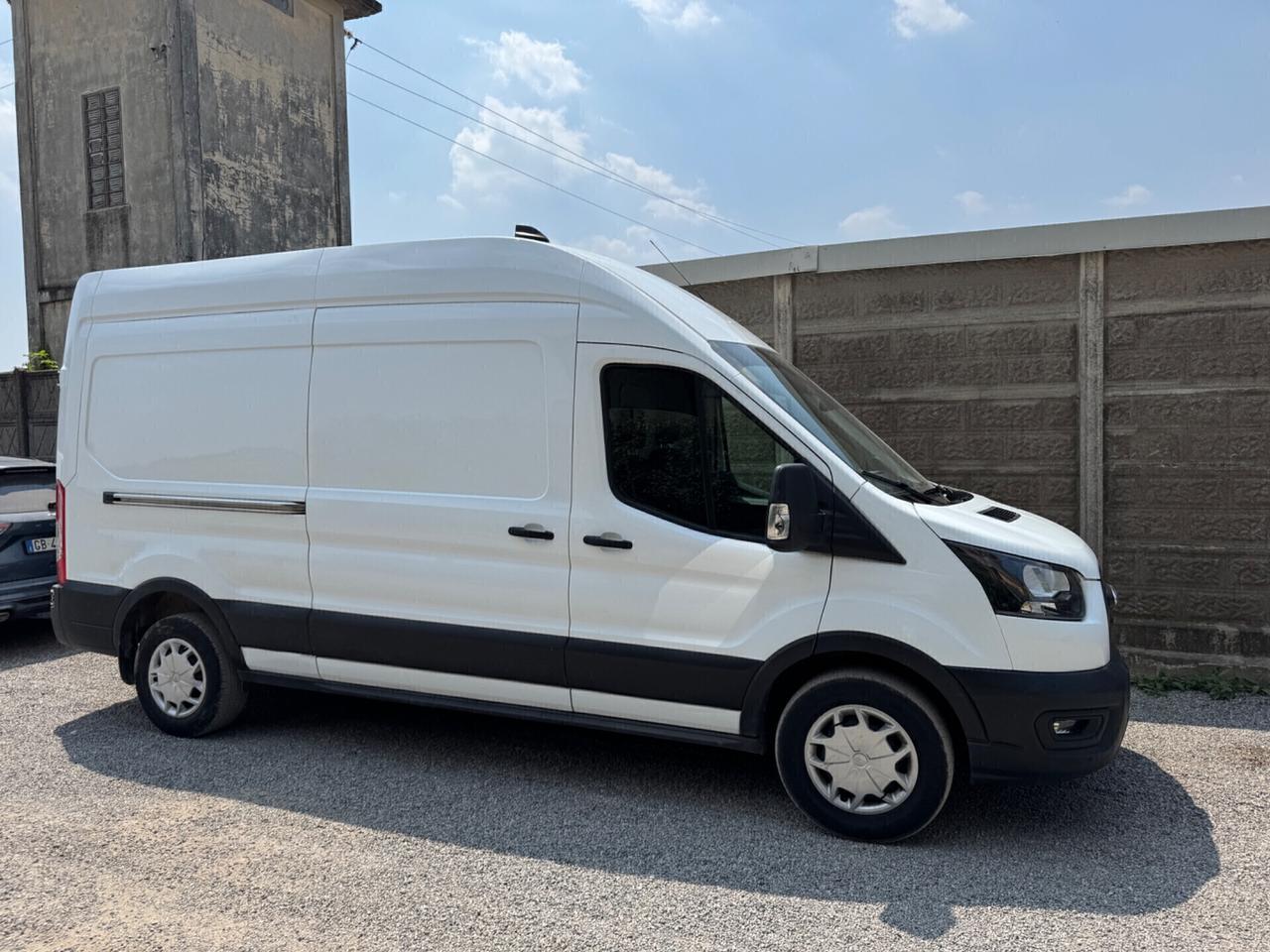 Ford Transit L3H3 2023