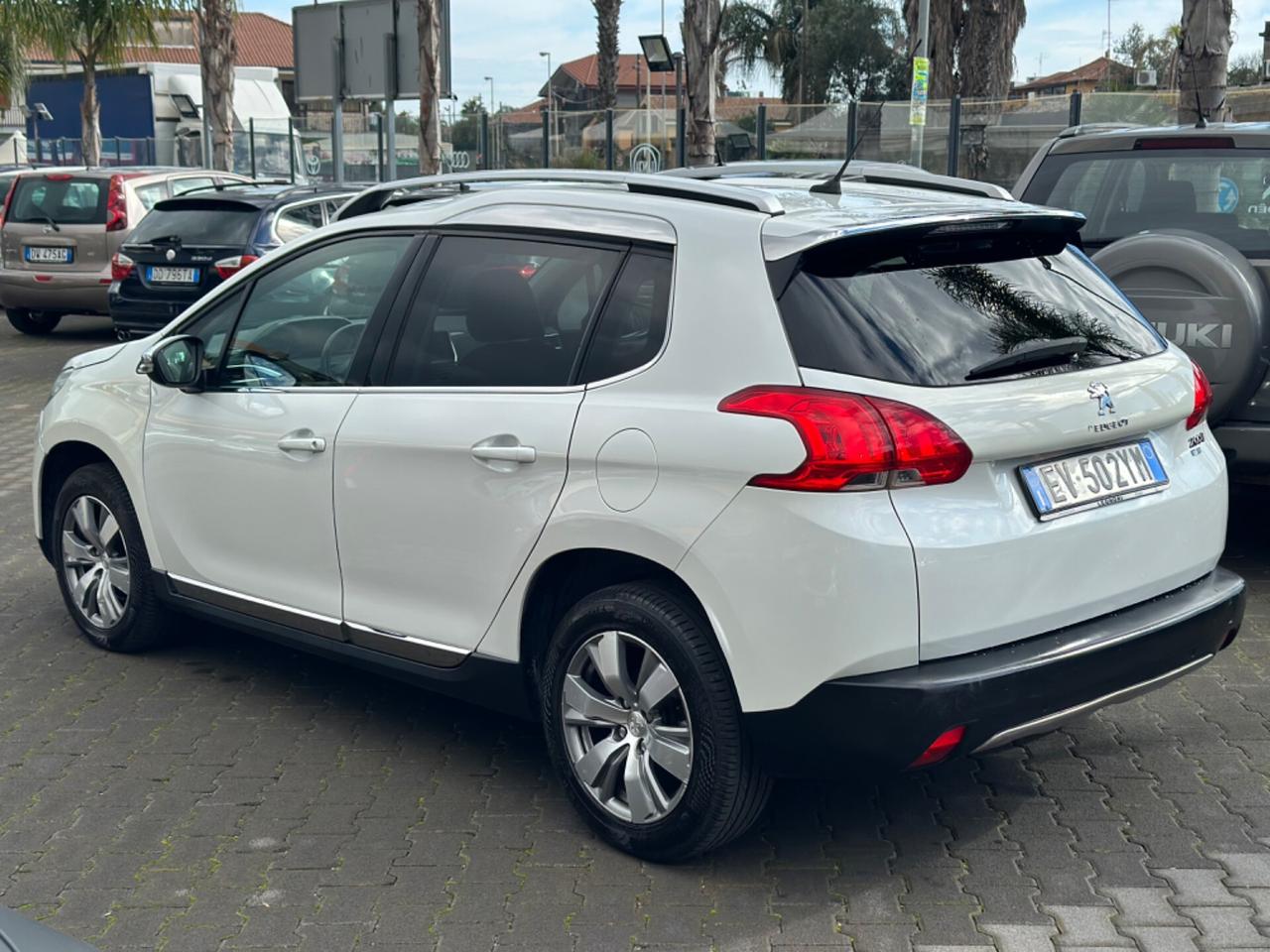 Peugeot 2008 1.6 e-HDi 115 CV Stop&Start Allure