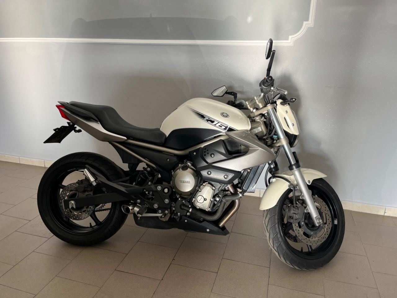 Yamaha Xj6