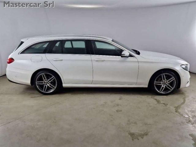 MERCEDES-BENZ E 220 SW d 194cv AMG Line 4matic auto - FL733DS