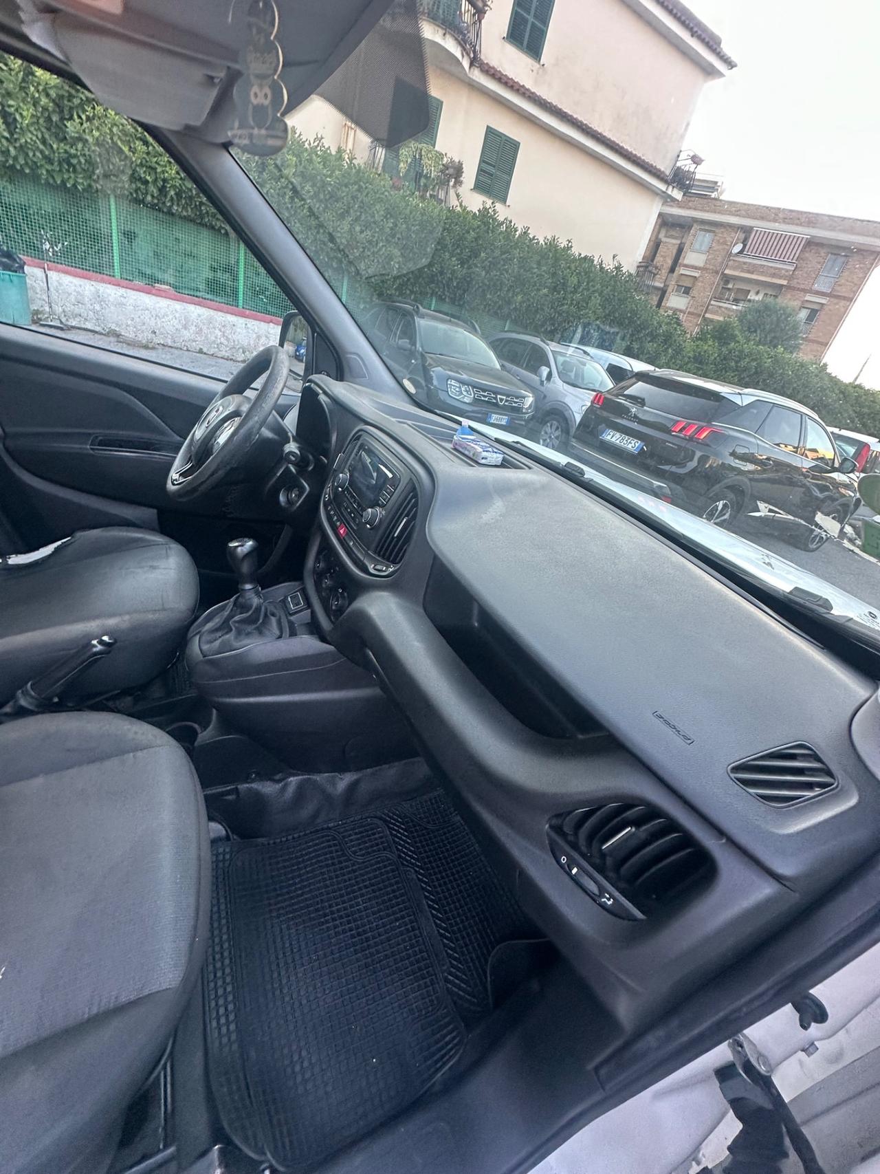 Fiat Doblo coibentato