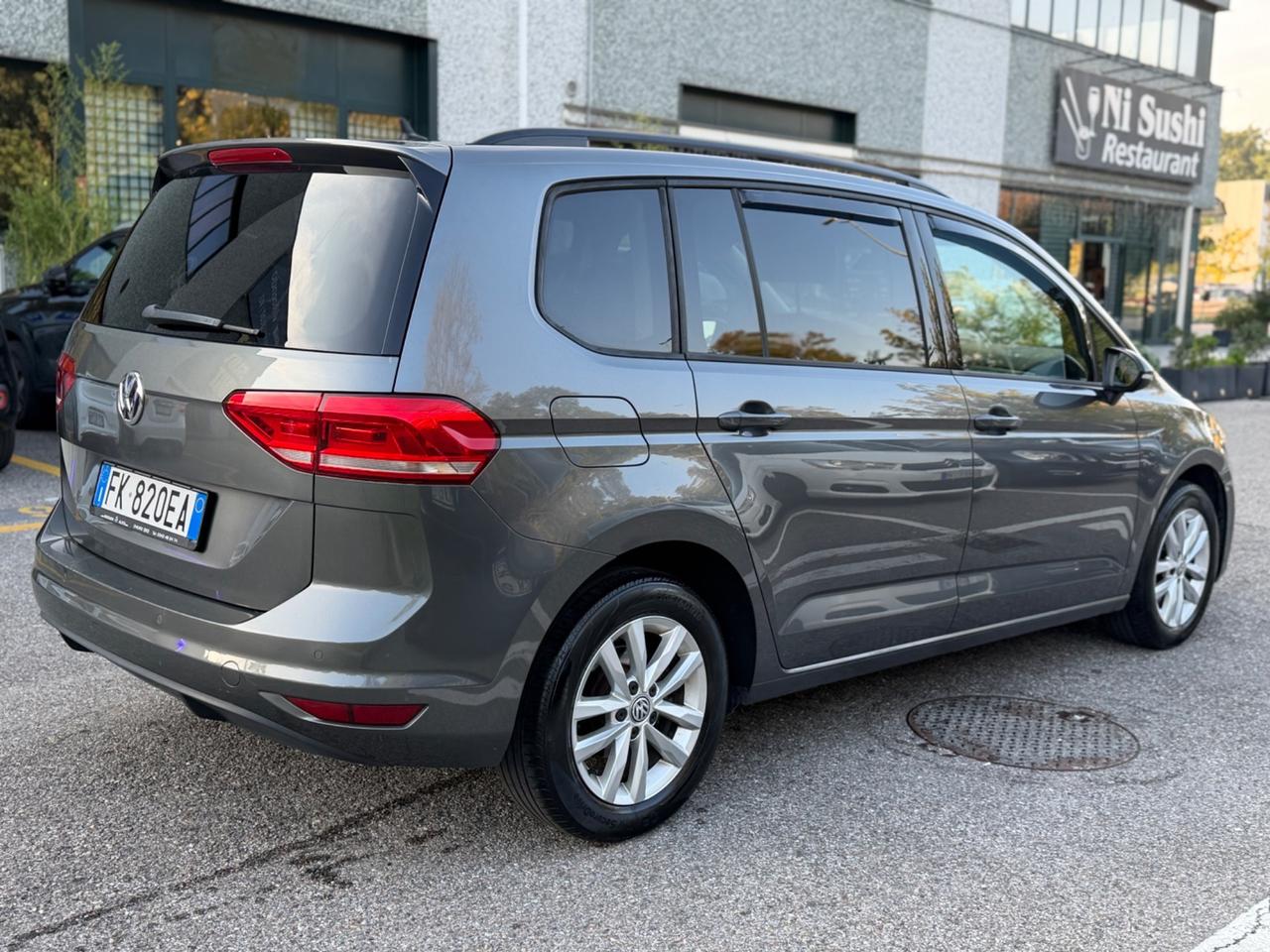 Volkswagen Touran 1.6 TDI 115 CV SCR*Neopatentati*7 Posti
