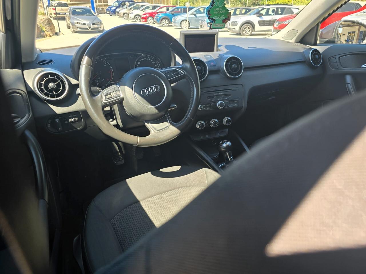 Audi A1 1.6 TDI 105 CV Attraction