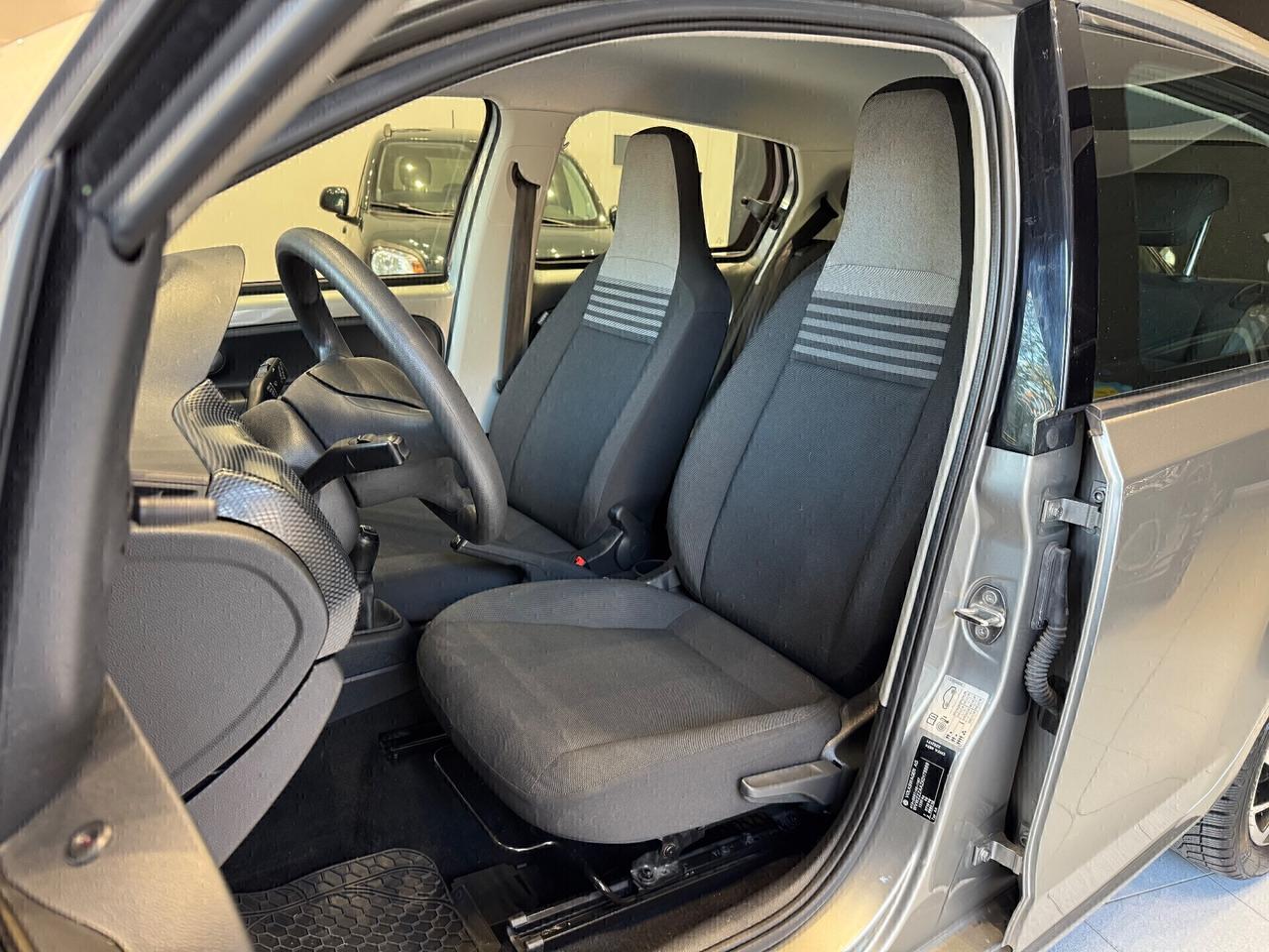 Volkswagen up! 1.0 5p. move “62.000KM”