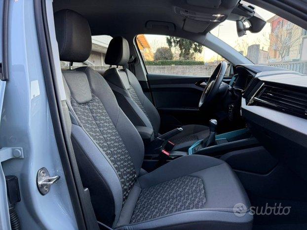 AUDI A1 SPB 25 Benzina