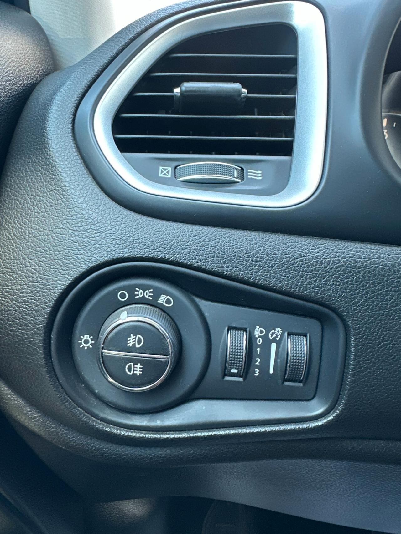 Jeep Renegade automatica