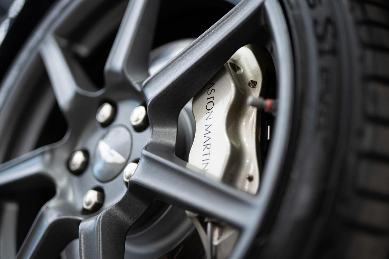 Aston Martin V8 Vantage Coupé--MANUALE--