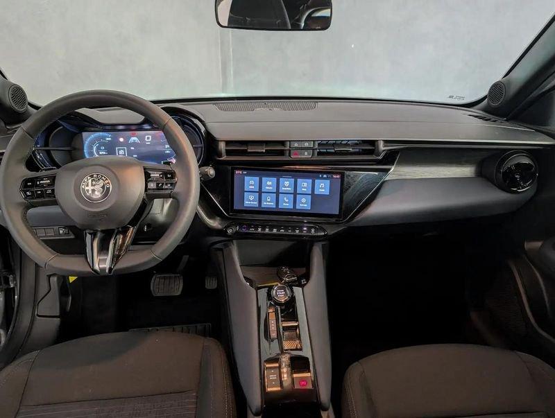 Alfa Romeo Junior Ibrida 1.2 145CV Hybrid eDCT6 ibrida