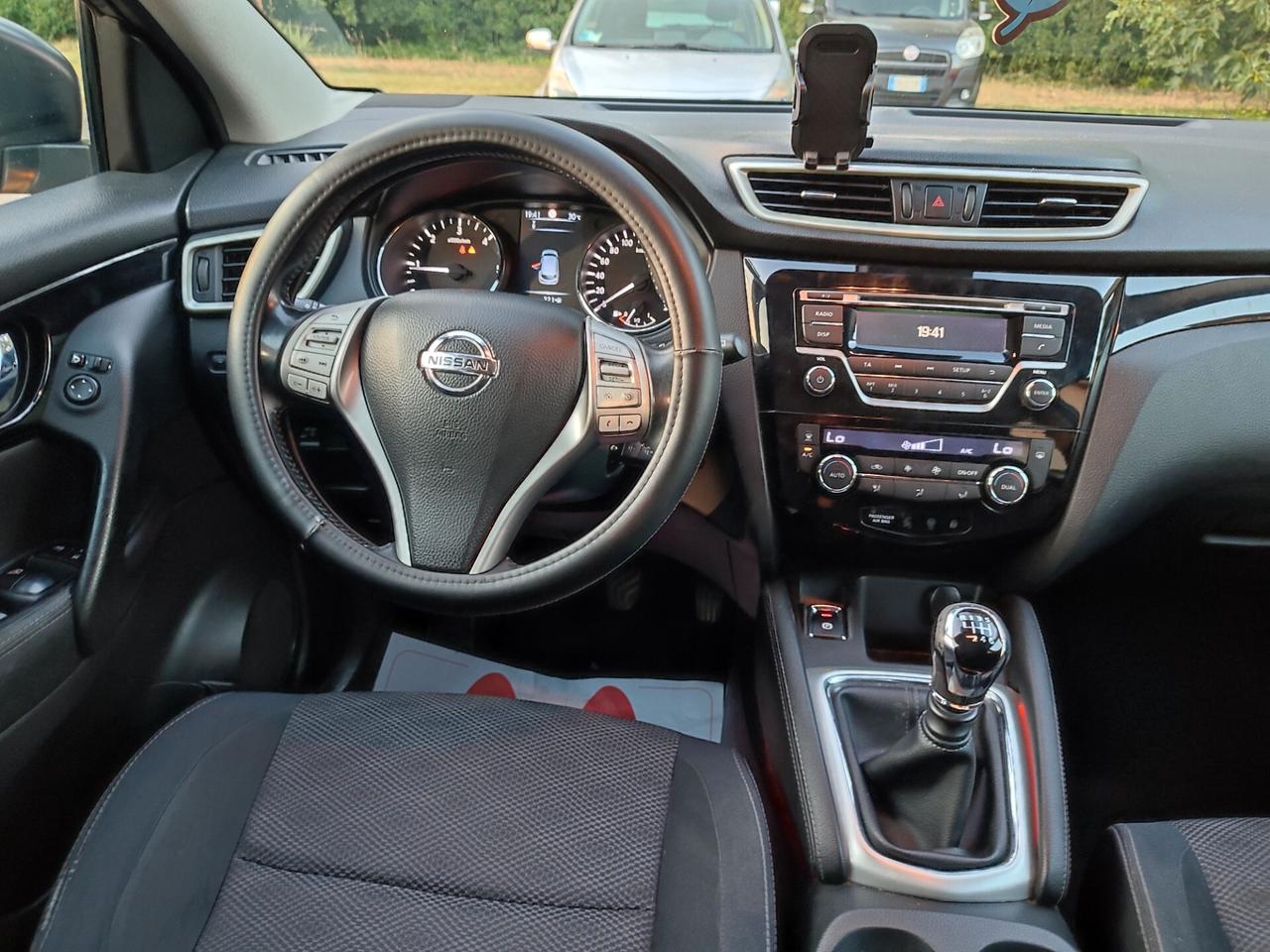 NISSAN QASHQAI DEL 2014 1.5DIESEL STUPENDA ECONOMICA