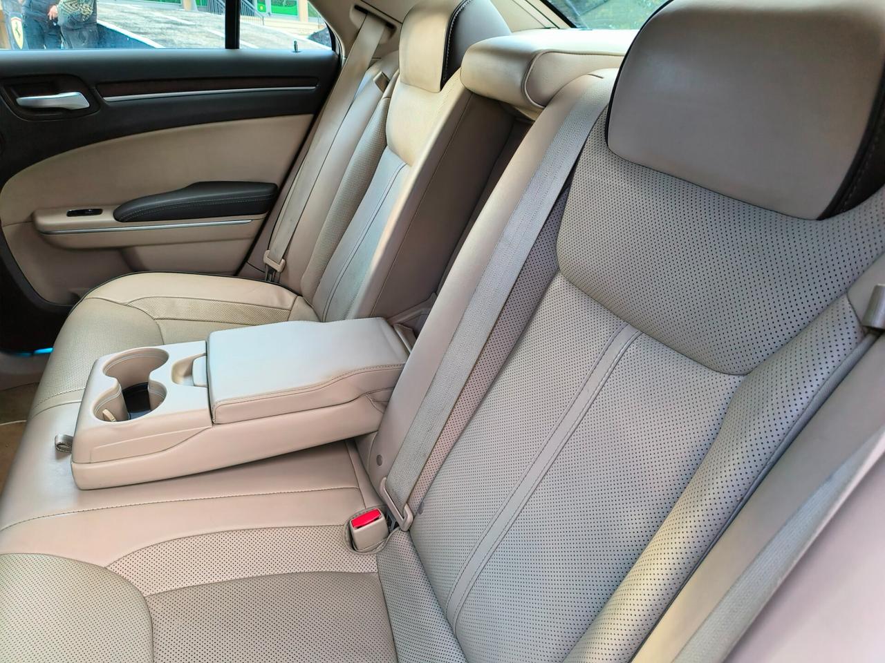 Lancia Thema 3.0 V6 Multijet II 239 CV Platinum